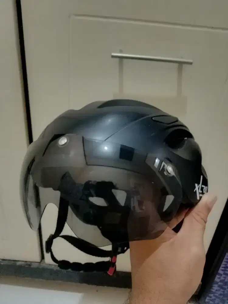 Helm sepeda roadbike