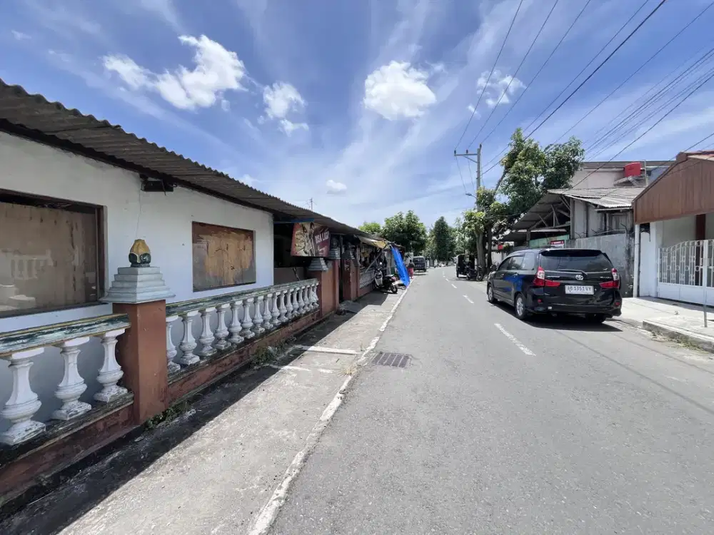 500 meter Jalan Raya (Jl. Menteri Supeno), SHM Pekarangan