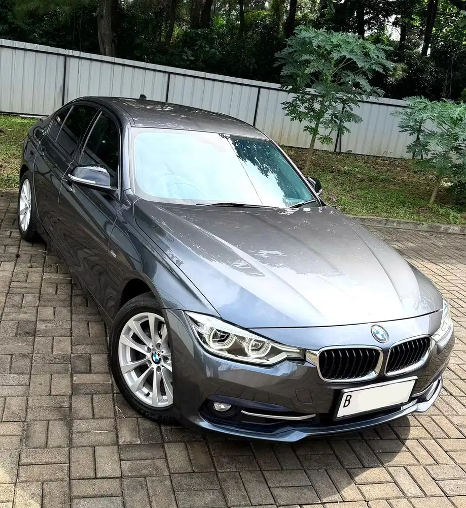( 30RB KM !! ) BMW 320i Sport LCI 2018 NIK 17 ( F30 ) Low KM !! Istmw