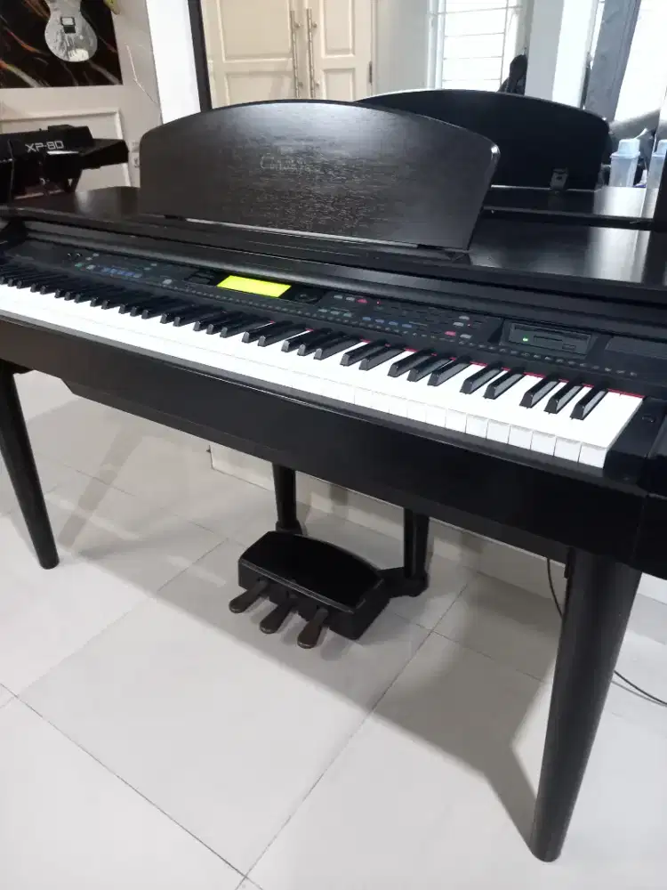 Yamaha Clavinova CVP  94 bagus