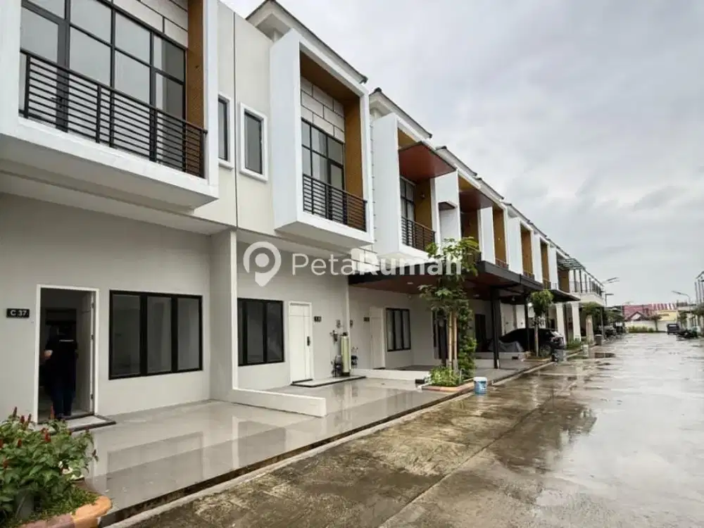 DIJUAL RUMAH JALAN TAPIAN NAULI PASAR I KOMPLEK SENTOSA PARK-MEDAN SUNGGAL (indra & vincent)
