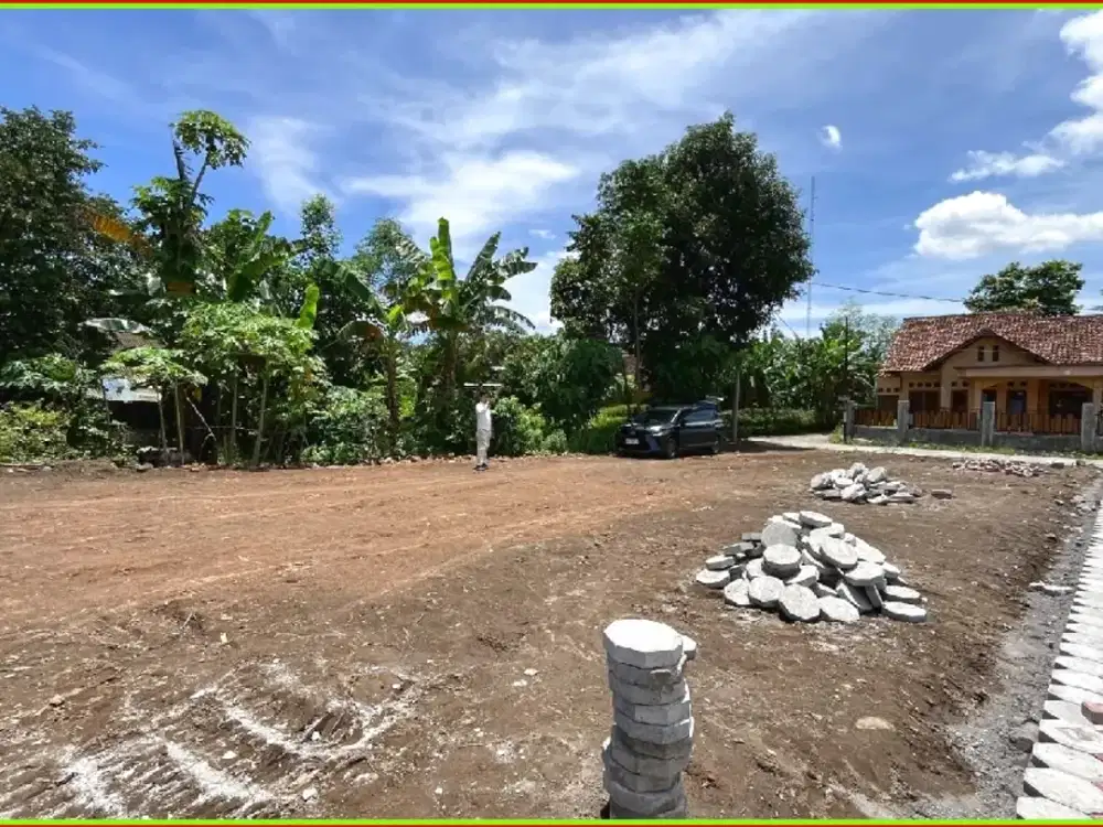 Dekat JEC, Tanah Berbah di Jl. Mushola Untuk Rumah