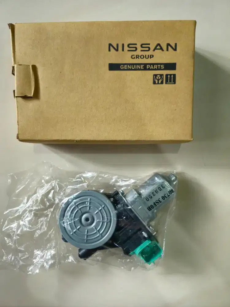 Regulator Power Window Depan Kanan Nissan Teana L33