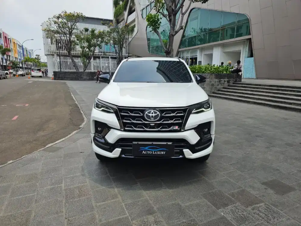 Toyota Fortuner 2.8 GR Sport Diesel 2023