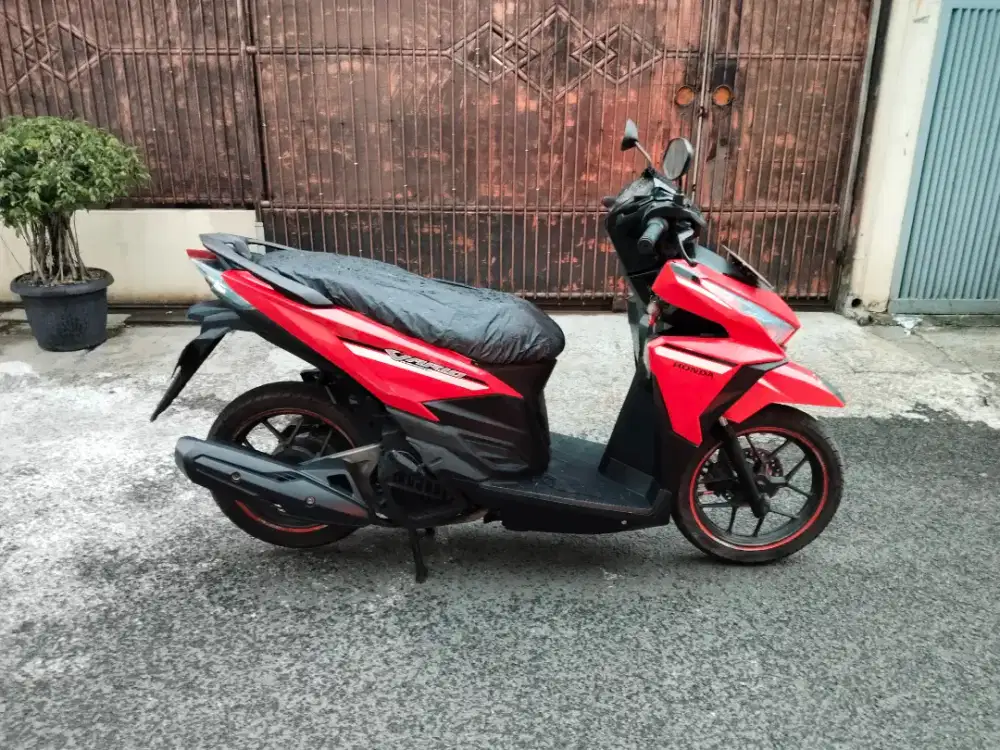 Honda Vario F1 125 CC 2016 plat 2026 mesin  halus