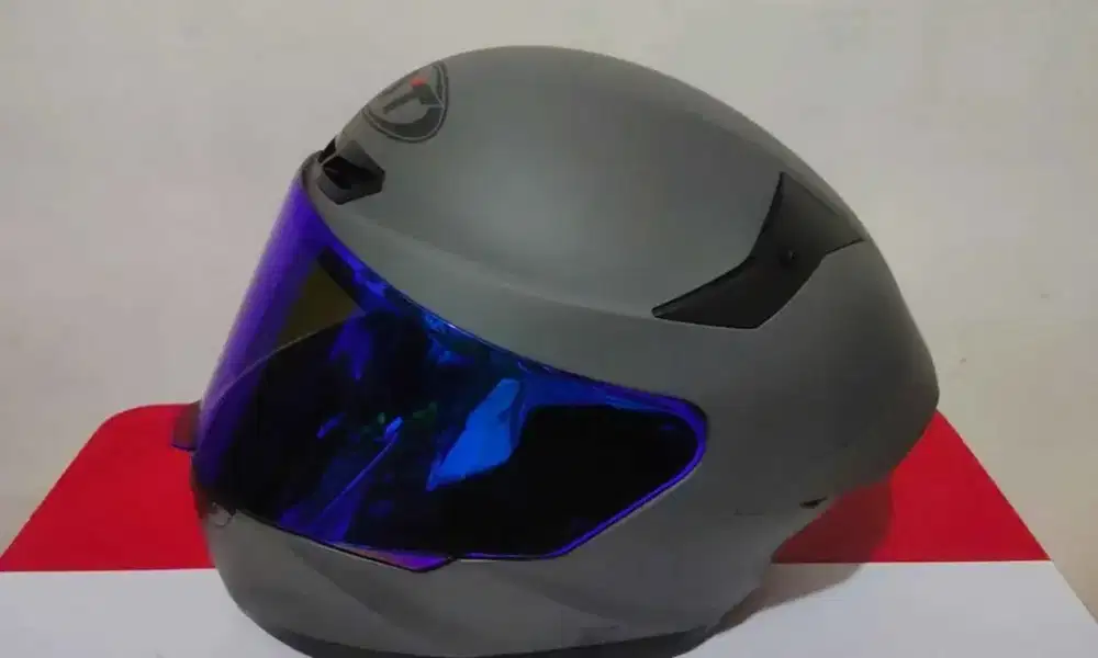 Helm kyt tt-course mulus kda dipakai lagi