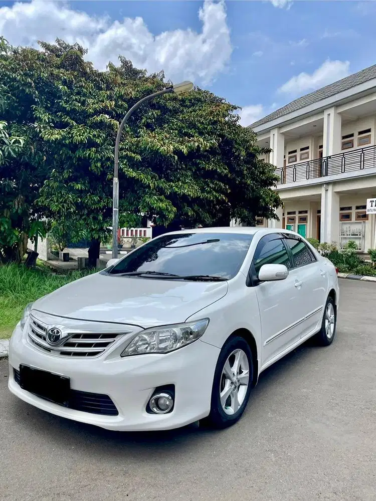 Toyota Corolla Altis 2011 Bensin