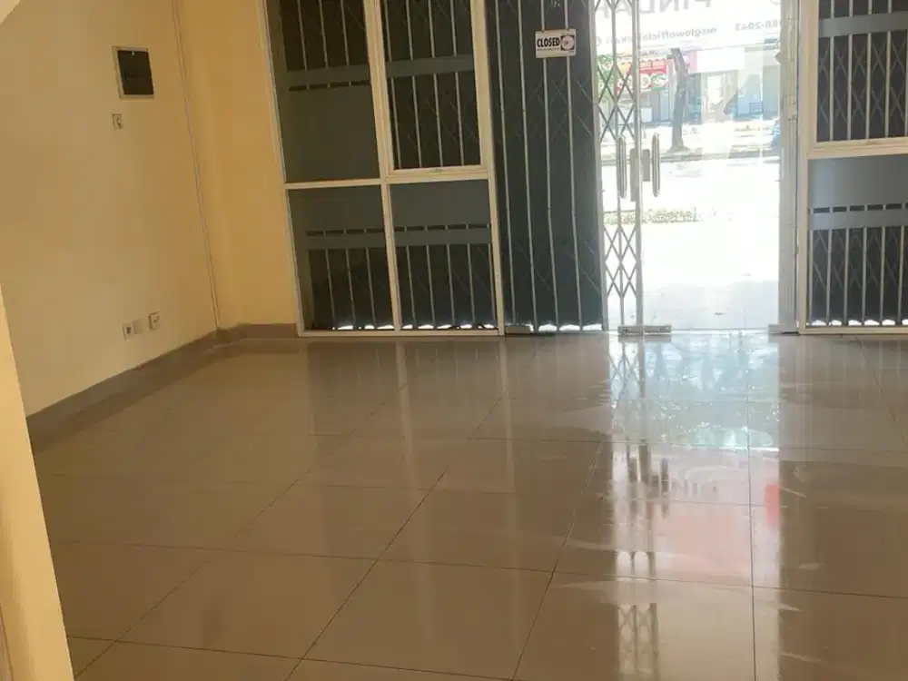 Disewakan Ruko Arana SHM 2,5 Lt Cocok Usaha & Kantor_ Hadap Timur