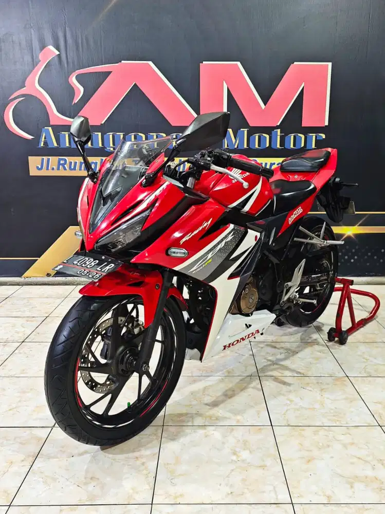 Honda All New CBR 150 R Facelift TH 2016 red racing sport