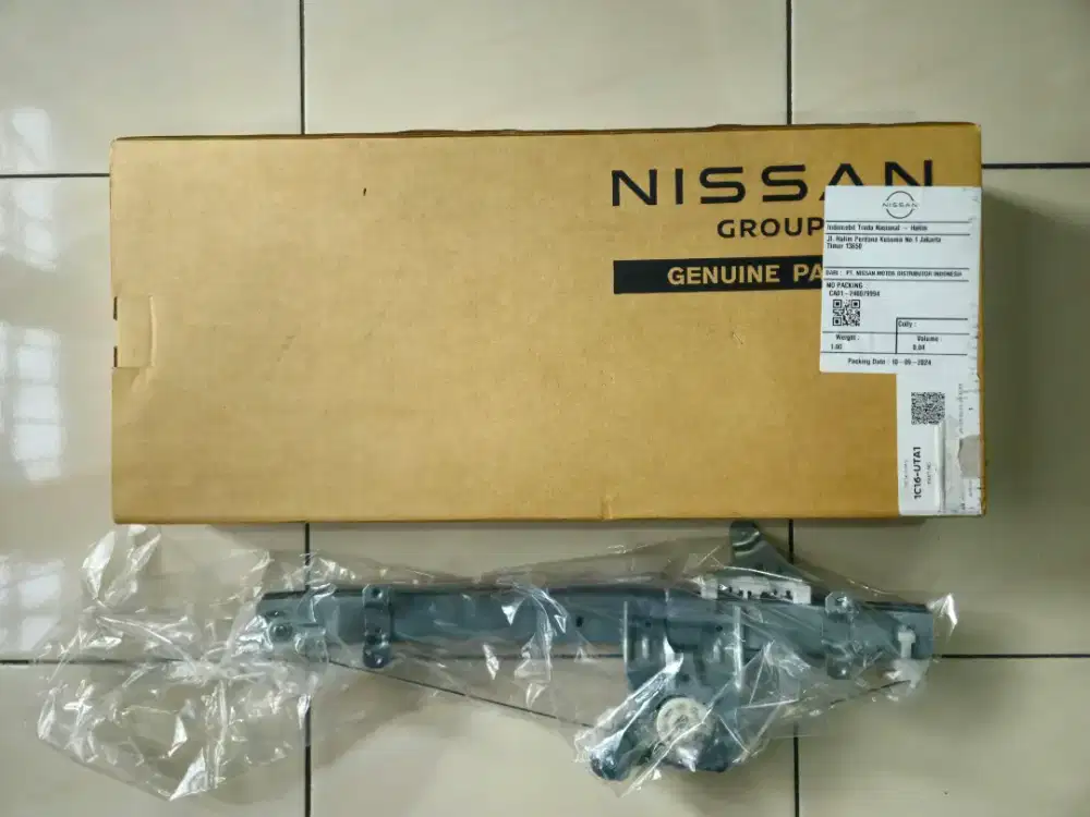 Regulator Assy Door Depan Kanan Nissan Teana L33 (2015-2018)