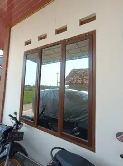 Sticker Kaca Film Cermin Stiker kacafilm gedung rumah kost Oneway