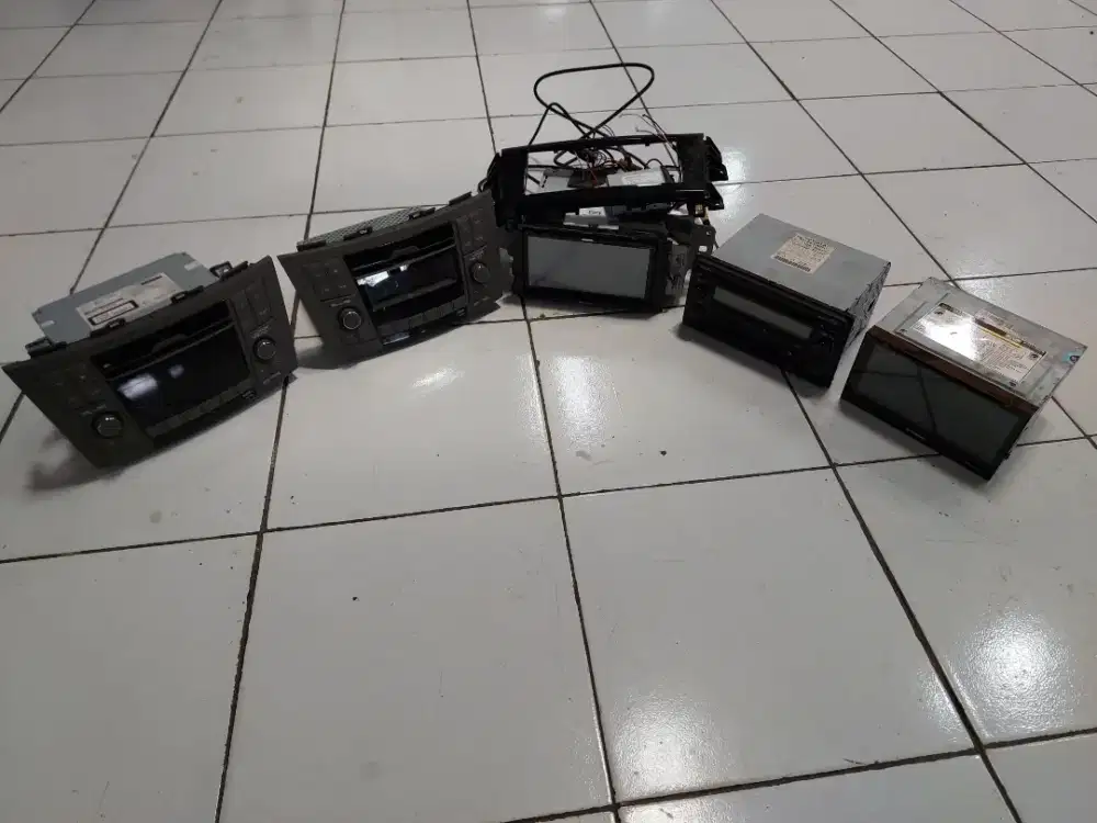 HEADUNIT ORIGINAL ERTIGA AGYA AYLA INNOVA