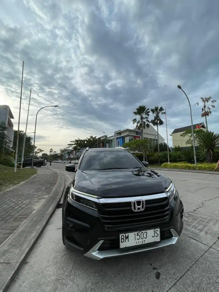 HONDA BRV Prestige 2022 pribadi