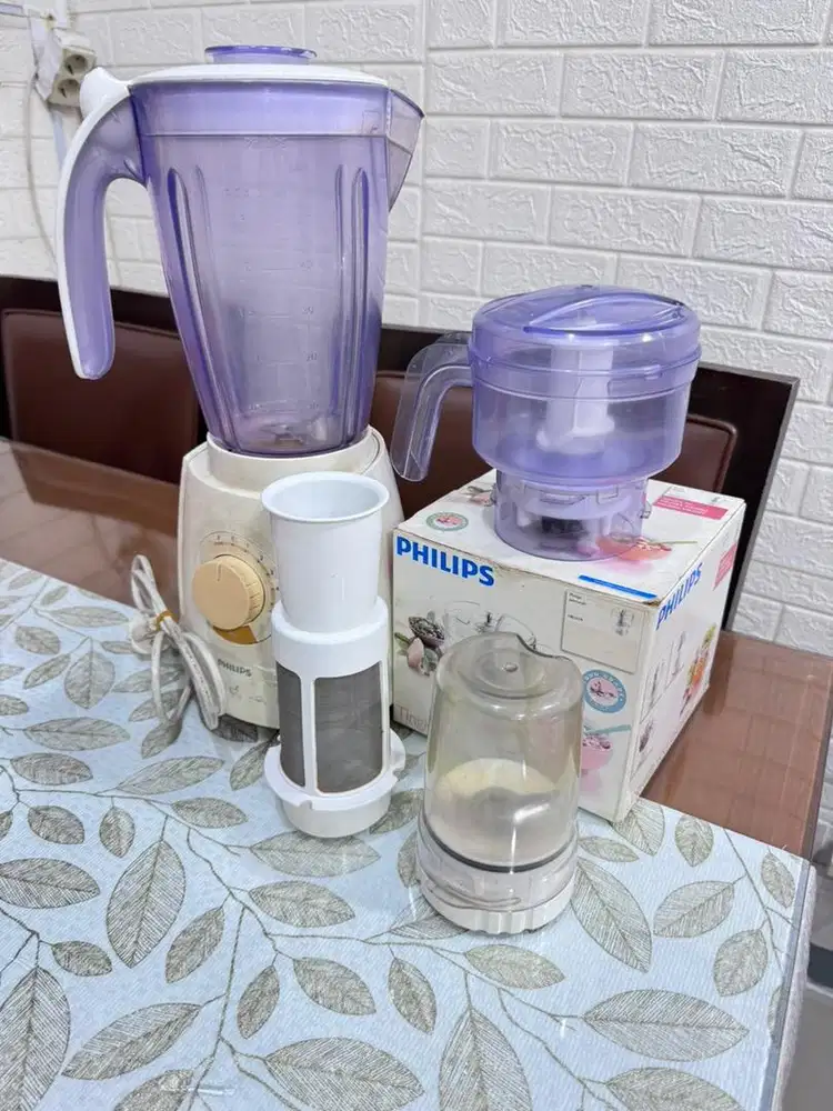 Blender philips bekas