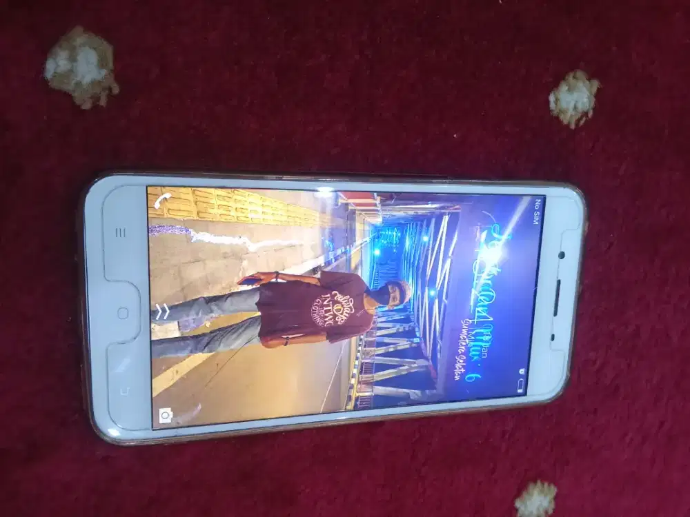 vivo y 66 ram 464 retak sehelai normal siap pakai