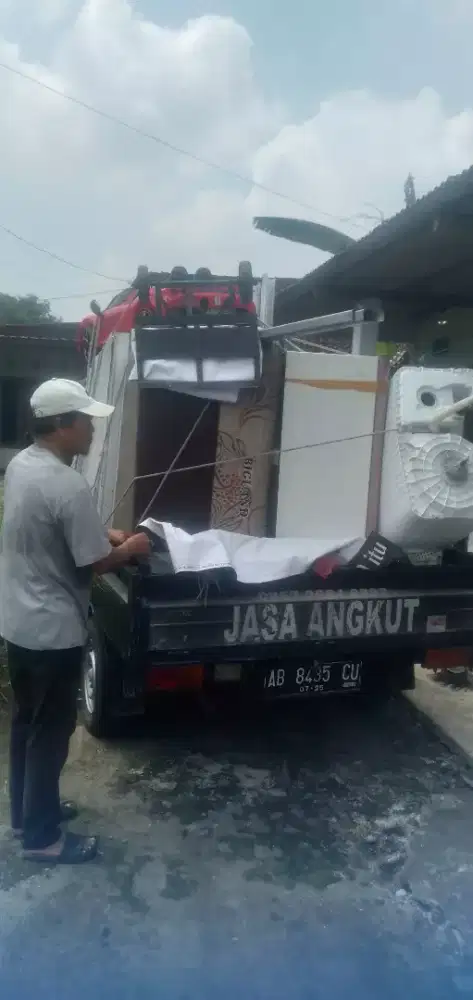 Jasa angkut barang dan jasa pindahan  dalam/Luar kota Jogja