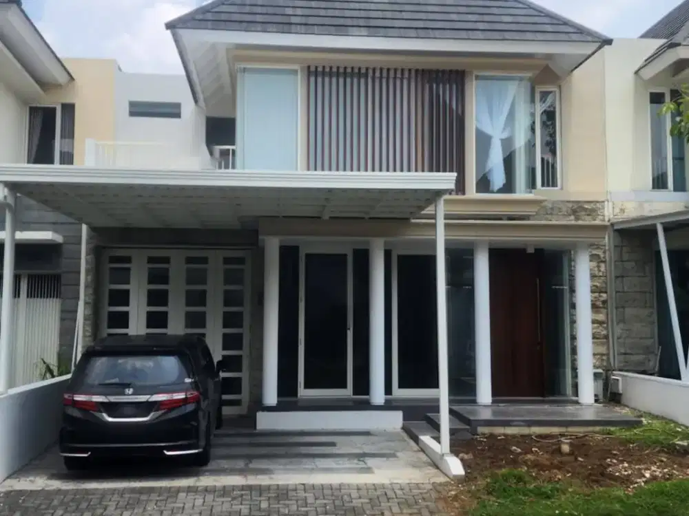 Dijual Rumah Green Lake