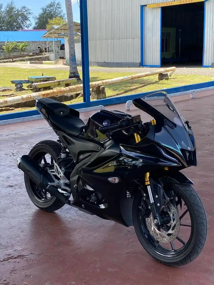 dijual motor r15 baru