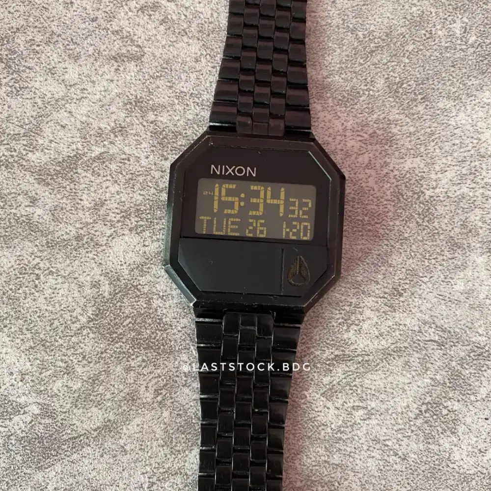 Nixon Re Run All Black Series