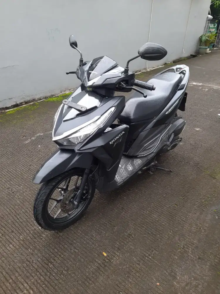 Honda Vario 150 CC tahun 2015 tipe tertinggi