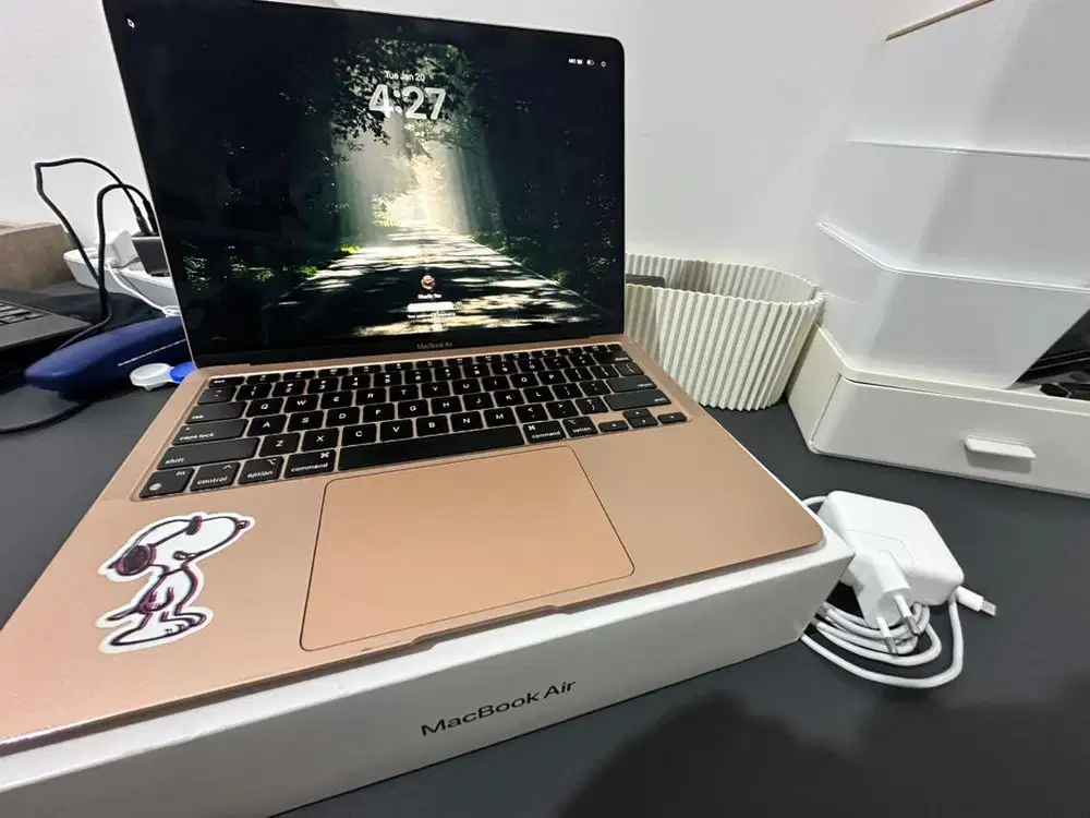 Jual Macbook Air M1 2020 8/256gb Rose Gold