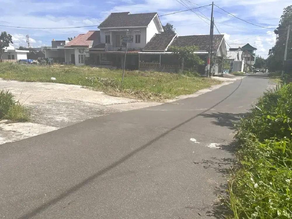 Tanah di Jl. Raya Wedomartani Dekat Jogja Bay Sleman