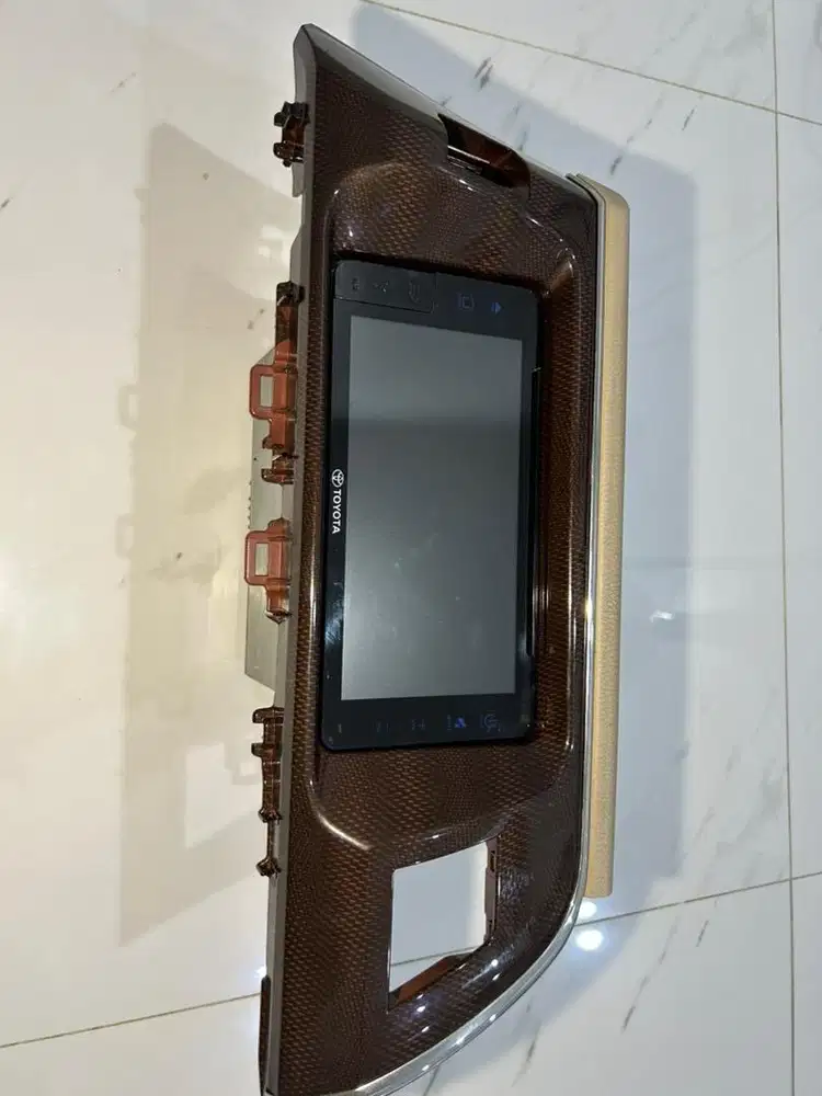 Head unit bawaan corolla altis tahun 2015