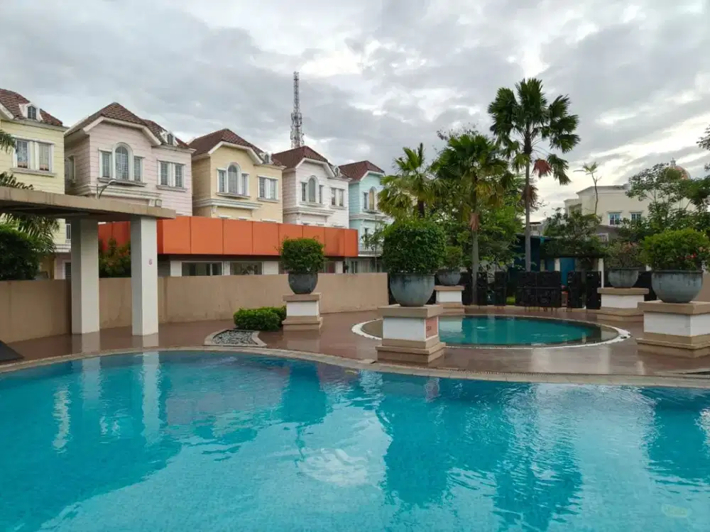 Termurah Rumah Depan Kolam Renang Montana Village Gading Serpong