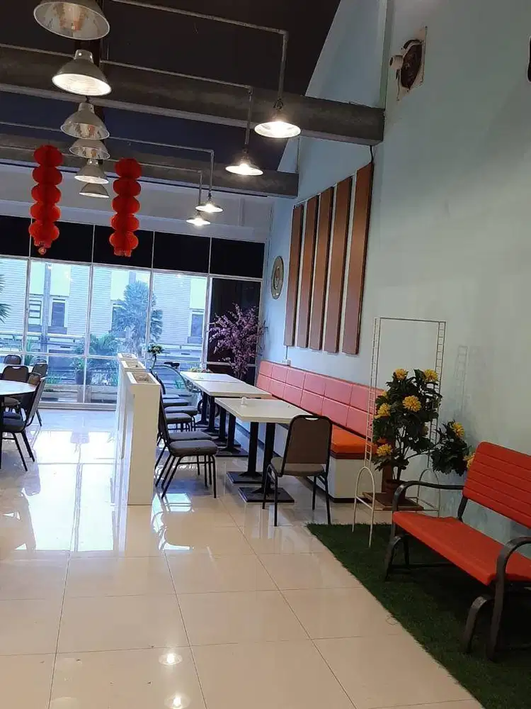 Disewakan Ruko 2 Lantai Ex. Resto Siap Usaha Batununggal Indah