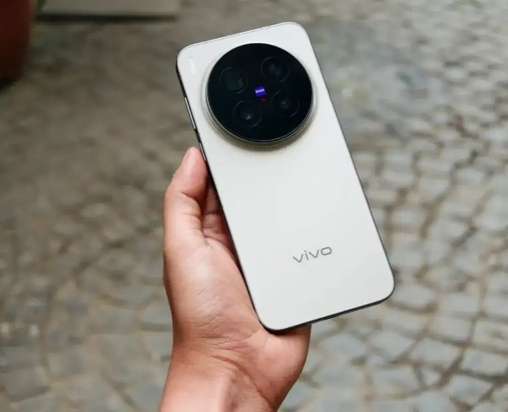 Vivo x300 pro 16/512 brown