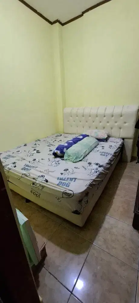 Tempat Tidur Elite Springbed Serenity Eternity Ful set divan+headboard