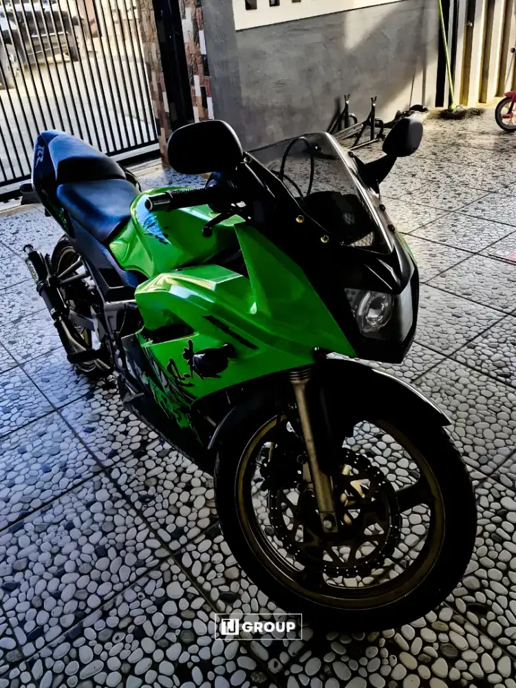 FOR SALE!! Kawasaki Ninja RR 150 2013