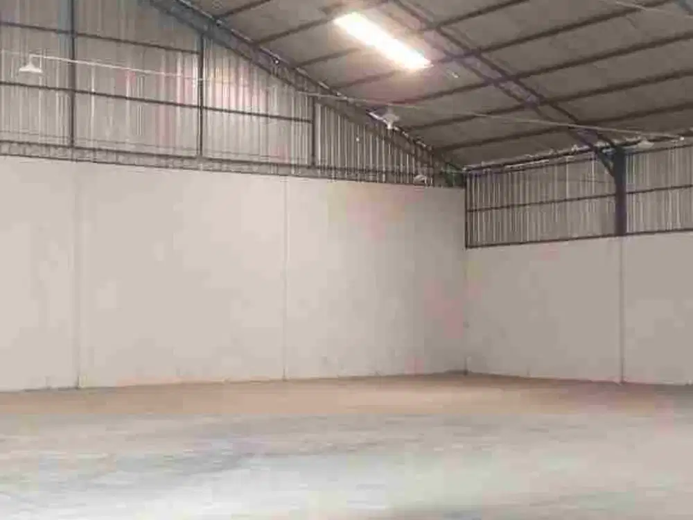 Gudang zona merah low bugjed di Jaten Karanganyar