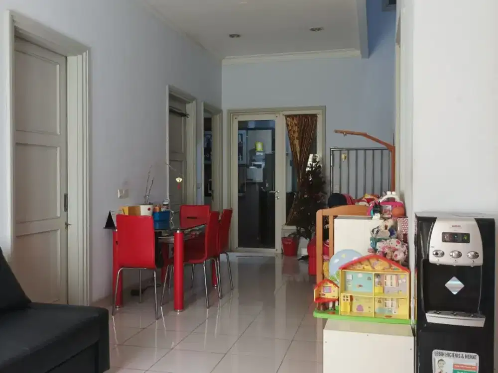 Rumah Asri 2 Lantai di Pondok Hijau Golf Gading Serpong Cluster Chrysocolla