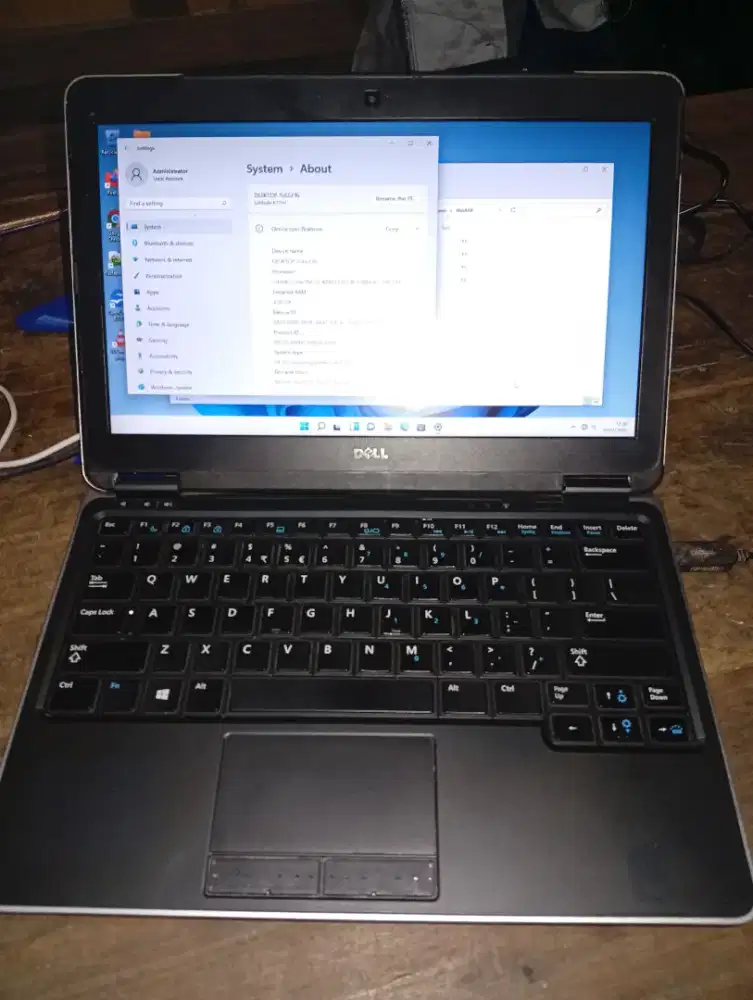 Dell latitude e7240