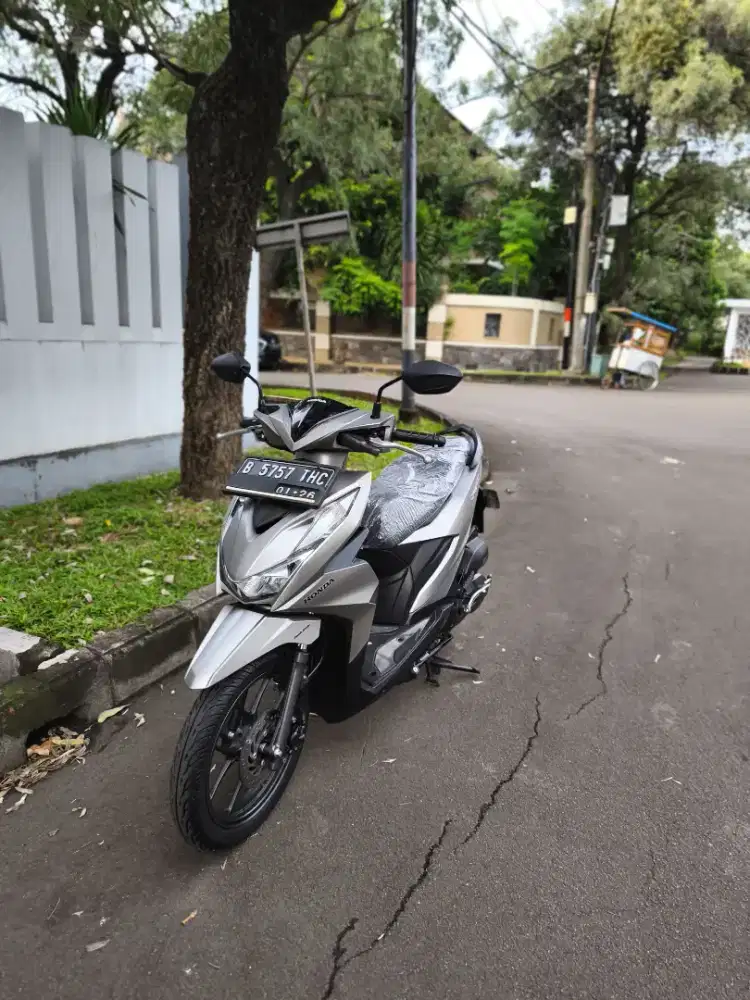 Bissmillah dijual motor Honda beat deluxe 2021 istimewa