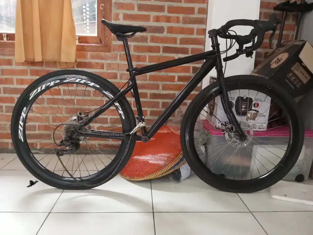 Sepeda grafel rakitan