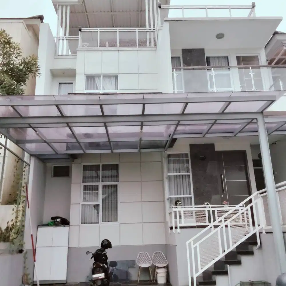 Rumah 3 lantai Perumahan Rosalie Hills