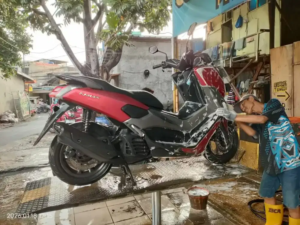 Yamaha NMax Merah Tahun 2017