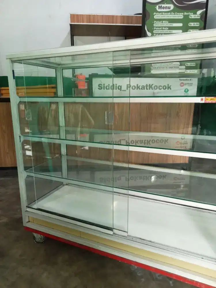 Staling kaca ukuran 100 M