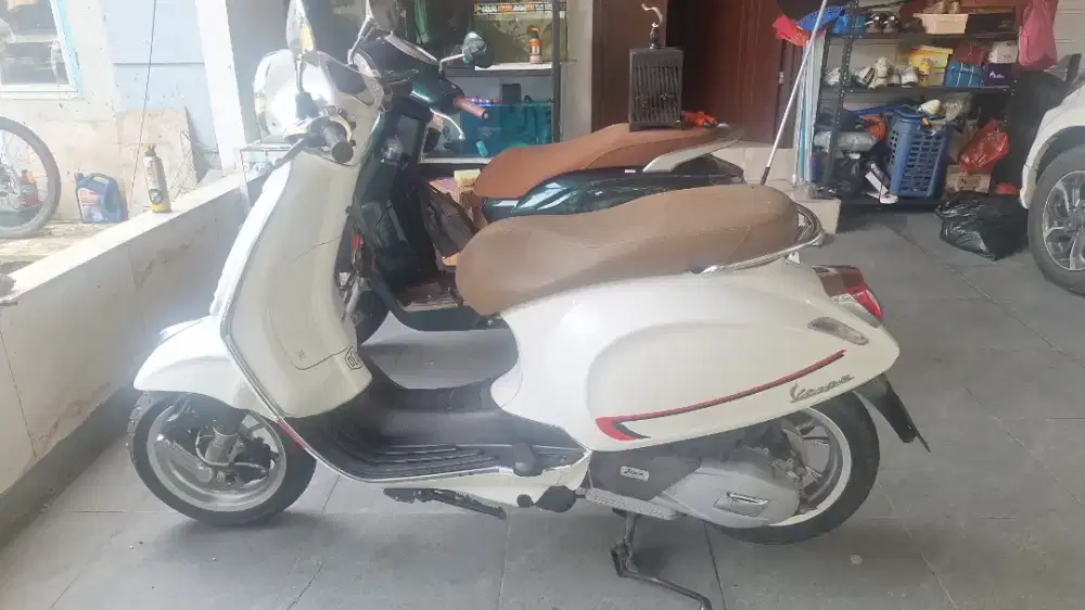 Vespa primavera abs  tahun 2021