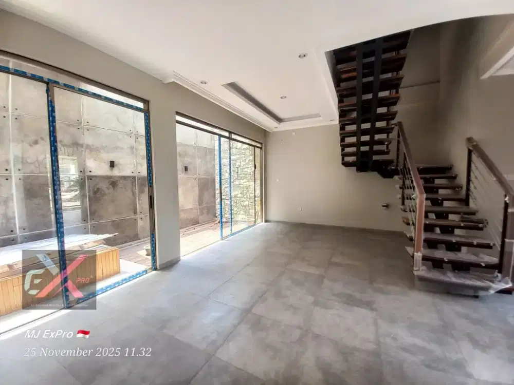 RUMAH BARU DI CLUSTER EKSKLUSIF Cigadung Dago Bandung Akses Mudah