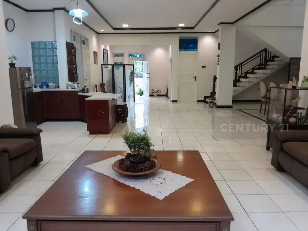 Rumah Mewah Luas 282 Hadap Timur Pondok Indah Jakarta Selatan