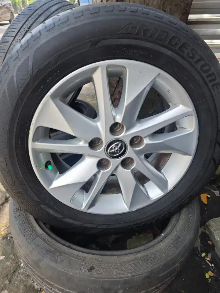 Jual velg Inova reborn r 16+ban