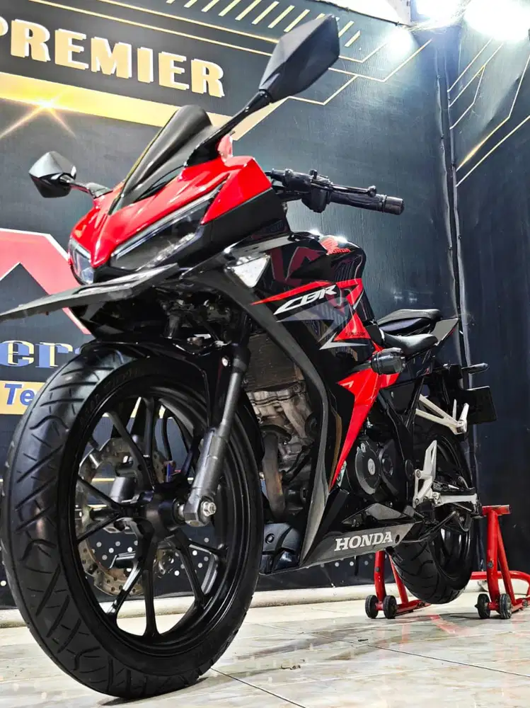 Honda All New CBR 150 R Facelift Reg 2019 surat lengkap siap gas