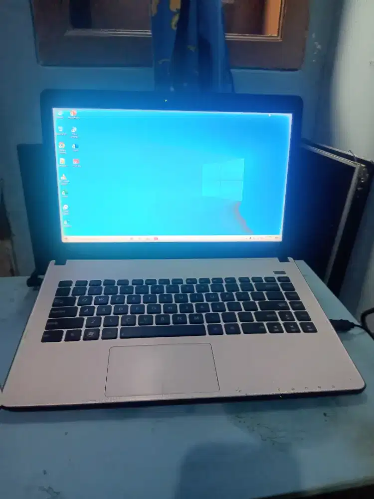 Laptop Slim Asus 14Inc