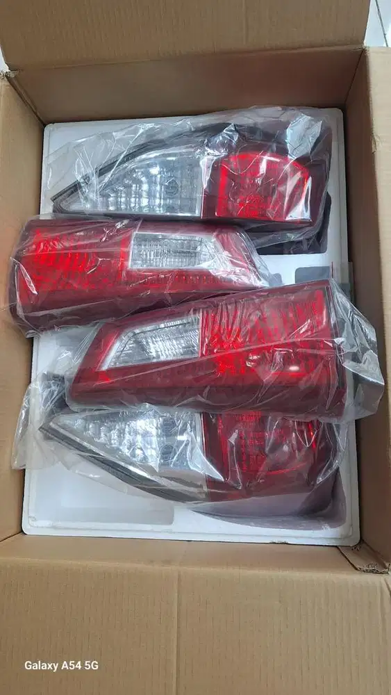 [LIKE NEW!] Stoplamp Innova Reborn Original Standard Fullset