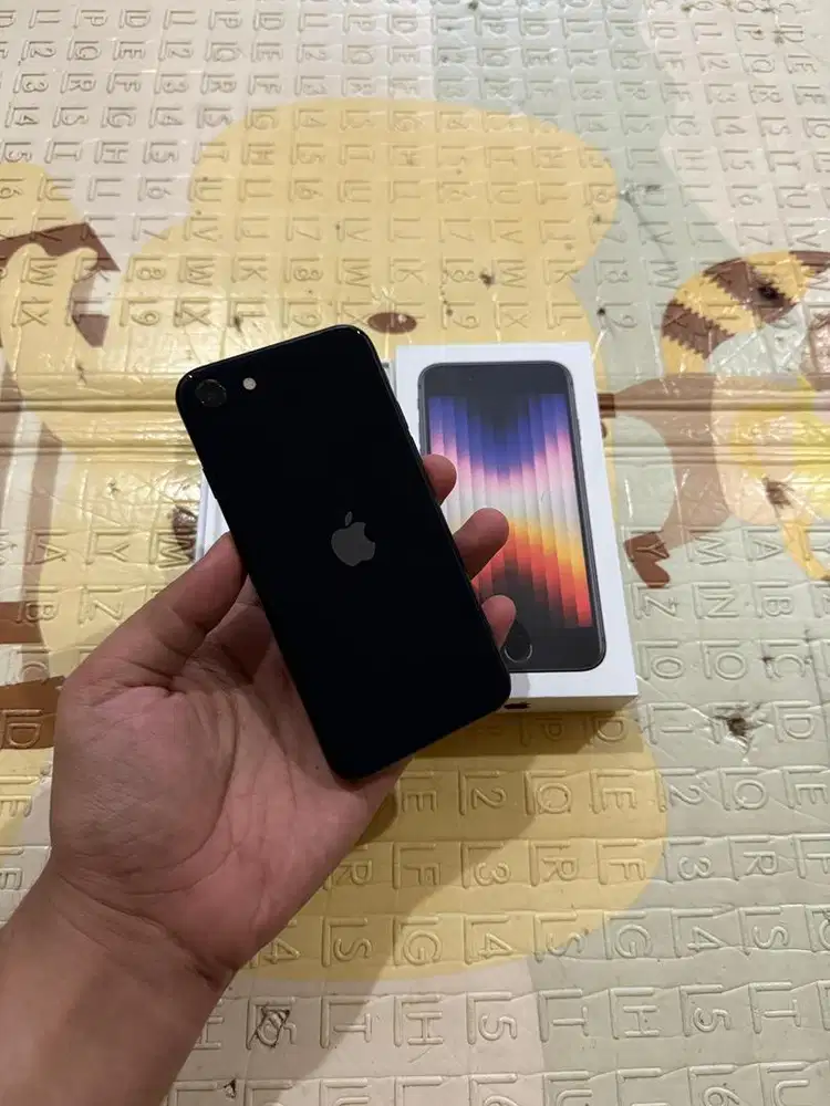 iPhone SE Gen 3 128Gb (2022) Garansi Ibox