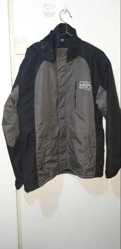 Raindoz Windbreaker Waterproof Jaket XL / jaket anti air