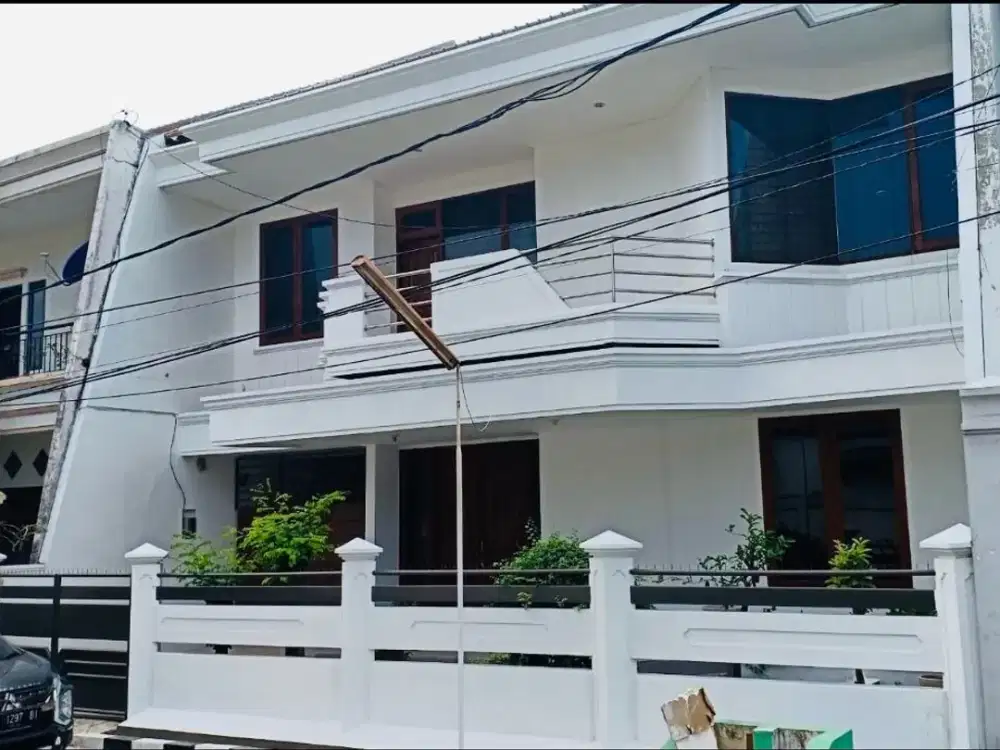 Dijual Rumah Darmo Baru Barat Strategis Siap Huni